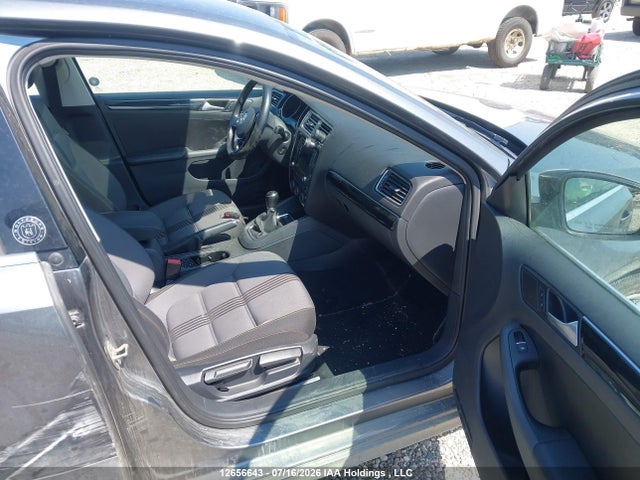 12656643 :رقم المزاد ، 3VWB67AJ5HM288840 vin ، 2017 Volkswagen Jetta Wolfsburg Edition مزاد بيع