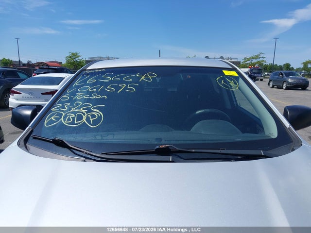 Hyundai Tucson Gl 2015 KM8JTCAF1FU061595 Image 17