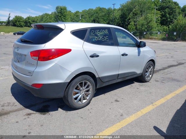 Hyundai Tucson Gl 2015 KM8JTCAF1FU061595 Image 4