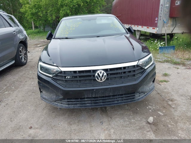 3VWG57BU8KM250897 Volkswagen Jetta 1.4 Tsi Execline