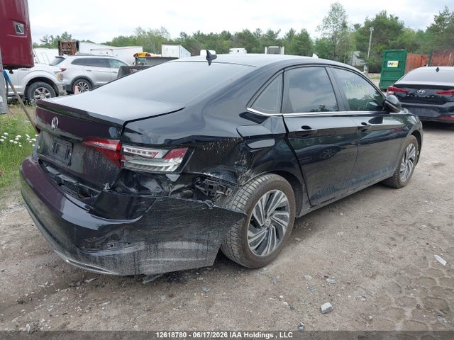 3VWG57BU8KM250897 Volkswagen Jetta 1.4 Tsi Execline