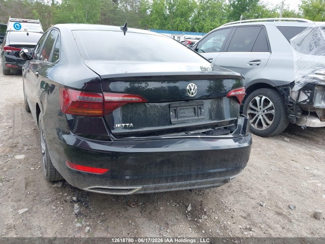 3VWG57BU8KM250897 Volkswagen Jetta 1.4 Tsi Execline