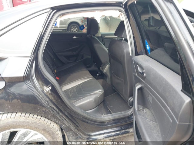 3VWG57BU8KM250897 Volkswagen Jetta 1.4 Tsi Execline