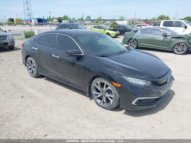 Honda Civic Touring 2019 2HGFC1F92KH103577 main image