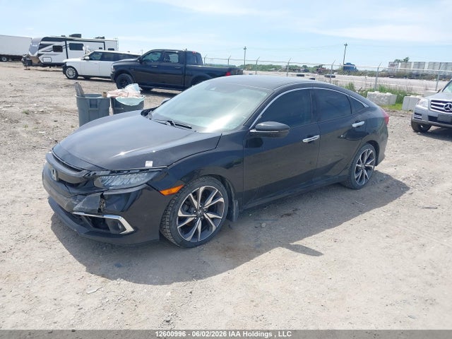 Honda Civic Touring 2019 2HGFC1F92KH103577 Image 2