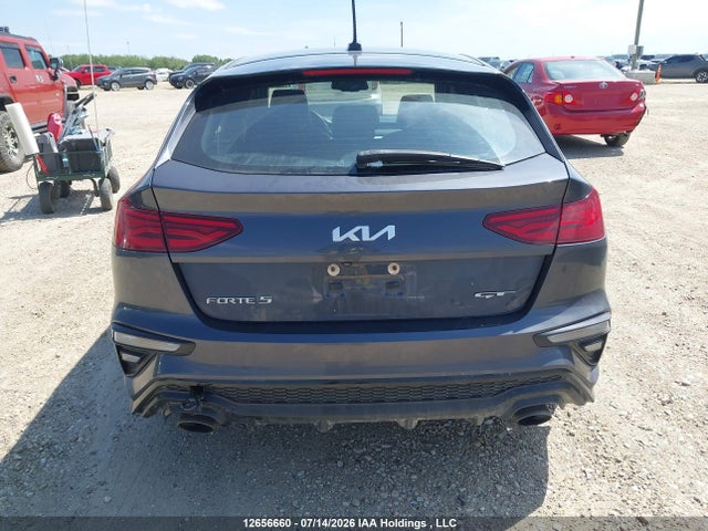 2022 Kia Forte5 Gt/gt Limited მანქანა იყიდება აუქციონზე, vin: KNAF45A78N5136438, აუქციონის ნომერი: 12656660