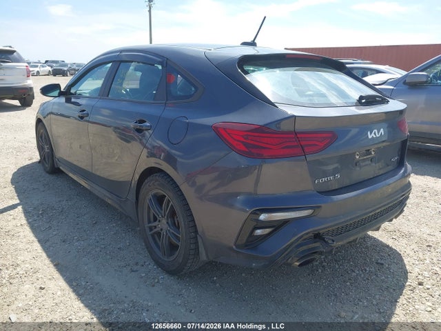 2022 Kia Forte5 Gt/gt Limited მანქანა იყიდება აუქციონზე, vin: KNAF45A78N5136438, აუქციონის ნომერი: 12656660