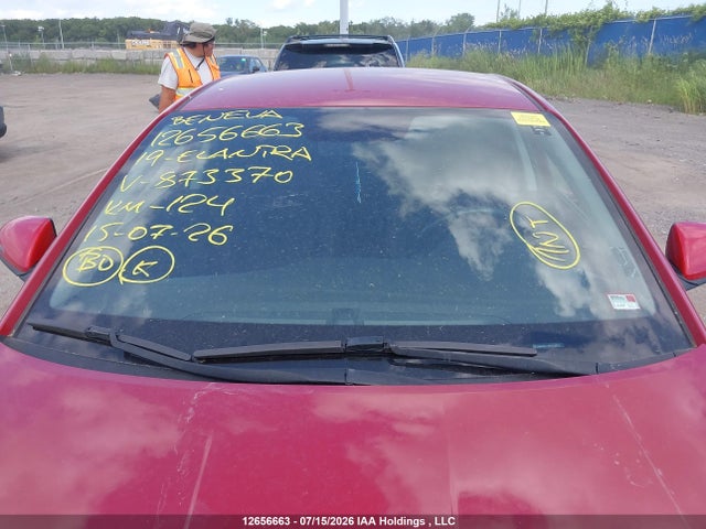 Hyundai Elantra Preferred 2019 KMHD84LF0KU873370 Image 18