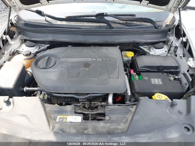 Jeep Cherokee North 2016 1C4PJMCS5GW129049 Image 10