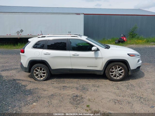 Jeep Cherokee North 2016 1C4PJMCS5GW129049 Image 13
