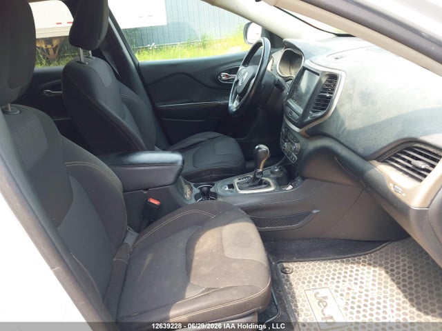 Jeep Cherokee North 2016 1C4PJMCS5GW129049 Image 5