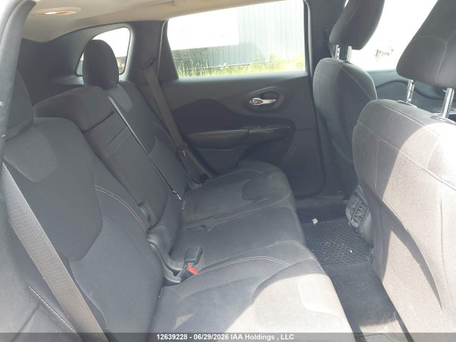 Jeep Cherokee North 2016 1C4PJMCS5GW129049 Image 8