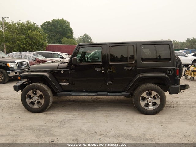 1C4BJWEG9JL801668 Jeep Wrangler Unlimited Sahara