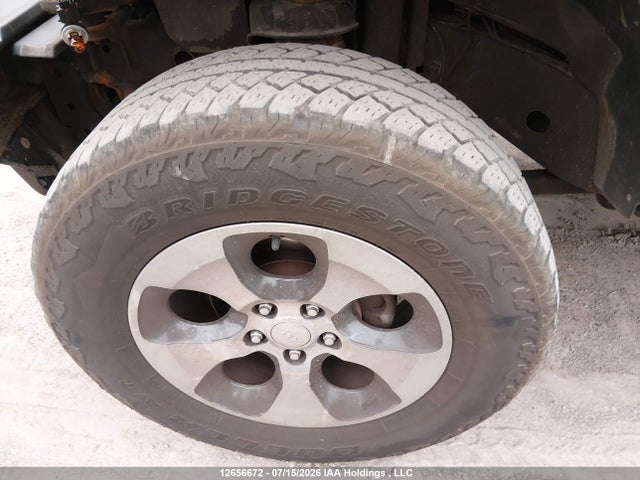 1C4BJWEG9JL801668 Jeep Wrangler Unlimited Sahara