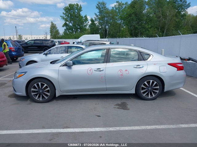 12656673 :رقم المزاد ، 1N4AL3AP0HN343338 vin ، 2017 Nissan Altima 2.5/2.5 S/2.5 Sl/2.5 Sr/2.5 Sv مزاد بيع