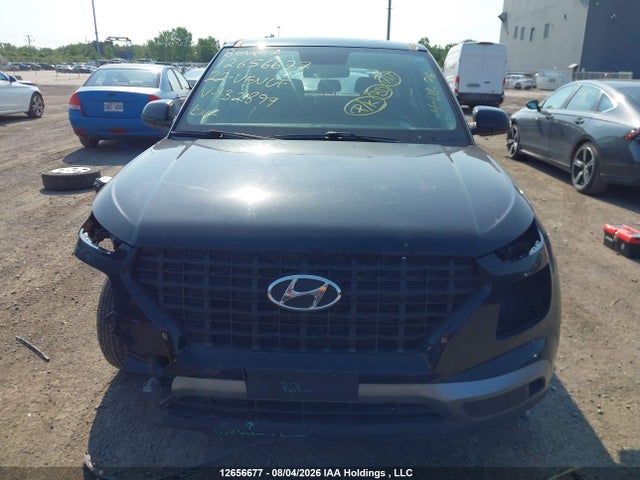 Продажа на аукционе авто 2022 Hyundai Venue Essential Auto Ivt, vin: KMHRB8A35NU132899, номер лота: 12656677