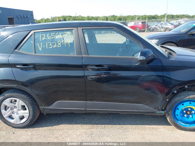 Продажа на аукционе авто 2022 Hyundai Venue Essential Auto Ivt, vin: KMHRB8A35NU132899, номер лота: 12656677