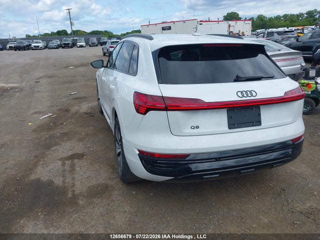 Продажа на аукционе авто 2024 Audi Q8 E-tron, vin: WA14ABGE6RB052630, номер лота: 12656679