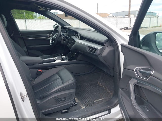 Продажа на аукционе авто 2024 Audi Q8 E-tron, vin: WA14ABGE6RB052630, номер лота: 12656679