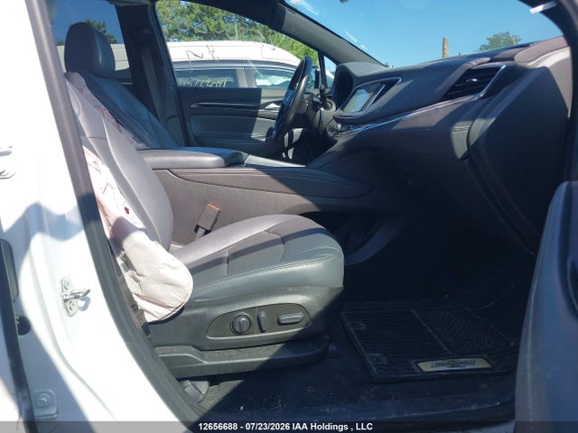Продаж на аукціоні авто 2022 Buick Enclave Essence, vin: 5GAEVAKW6NJ107331, номер лоту: 12656688