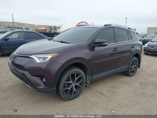 Toyota RAV4 SE 2018 2T3JFREV3JW760805 Image 2