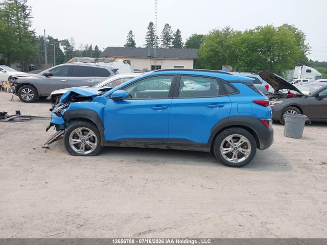 2022 Hyundai Kona Preferred Awd With Sun And Leather Package მანქანა იყიდება აუქციონზე, vin: KM8K6CAB4NU779570, აუქციონის ნომერი: 12656700