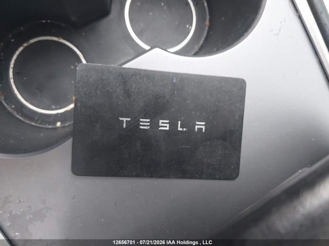 Tesla Model Y 2022 7SAYGDEF1NF383980 Image 11