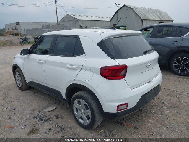 Hyundai Venue 2024 KMHRB8A39RU284593 Image 3