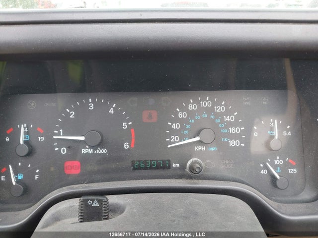 Aukcja sprzedaży 2000 Jeep Wrangler / Tj Sahara, vin: 1J4FA59S4YP701176, numer aukcji: 12656717