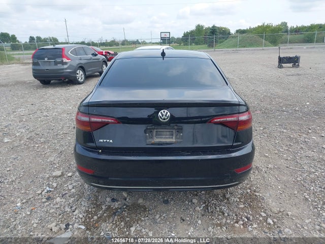12656718 :رقم المزاد ، 3VWE57BU1KM219126 vin ، 2019 Volkswagen Jetta 1.4 Tsi Highline مزاد بيع