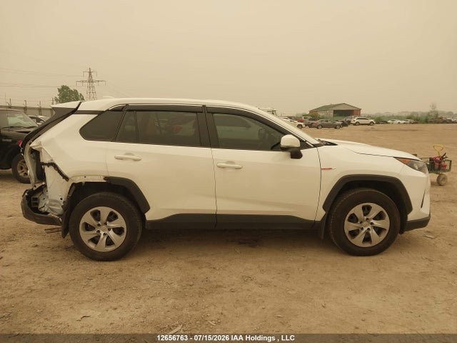 Toyota RAV4 LE 2024 2T3B1RFV0RC412796 Image 14