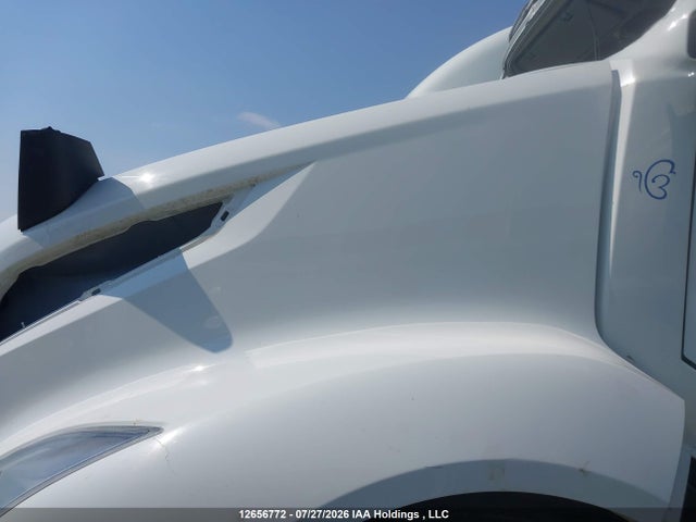Volvo VNL 2024 4V4NC9EHXRN341765 Image 10