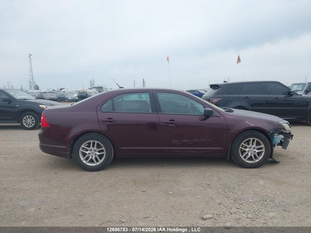 12656783 :رقم المزاد ، 3FAHP0GA5BR175866 vin ، 2011 Ford Fusion S مزاد بيع