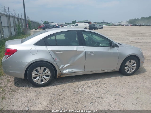 Chevrolet CRUZE LS 2015 1G1PL5SH8F7122443 Image 13
