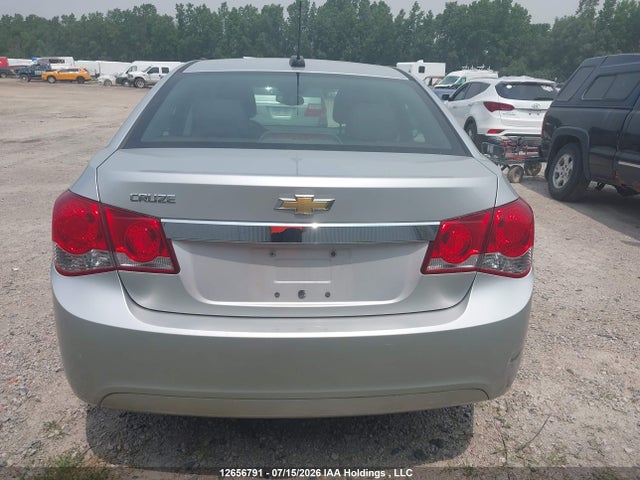 Chevrolet CRUZE LS 2015 1G1PL5SH8F7122443 Image 16