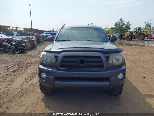 2011 Toyota Tacoma მანქანა იყიდება აუქციონზე, vin: 3TMMU4FN0BM024184, აუქციონის ნომერი: 12656792