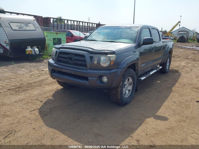 2011 Toyota Tacoma მანქანა იყიდება აუქციონზე, vin: 3TMMU4FN0BM024184, აუქციონის ნომერი: 12656792