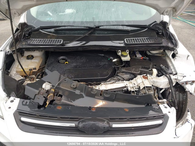 12656794 :رقم المزاد ، 1FMCU9GX3FUA00547 vin ، 2015 Ford Escape Se مزاد بيع