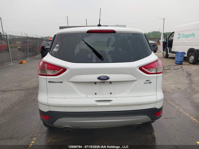 12656794 :رقم المزاد ، 1FMCU9GX3FUA00547 vin ، 2015 Ford Escape Se مزاد بيع
