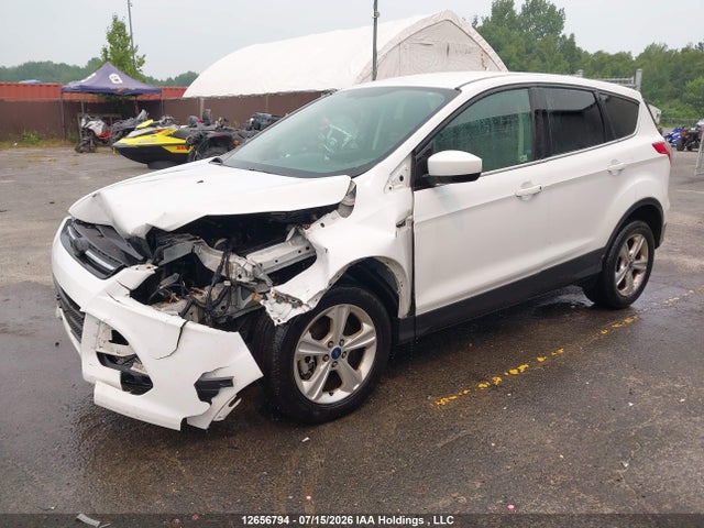 12656794 :رقم المزاد ، 1FMCU9GX3FUA00547 vin ، 2015 Ford Escape Se مزاد بيع