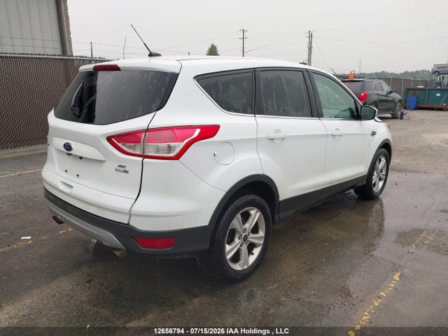 12656794 :رقم المزاد ، 1FMCU9GX3FUA00547 vin ، 2015 Ford Escape Se مزاد بيع