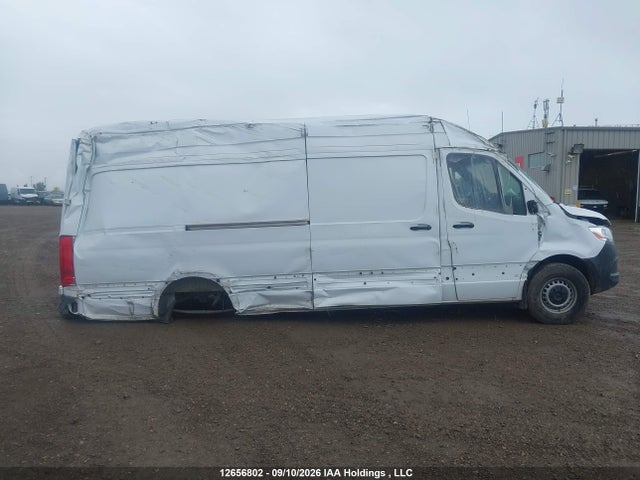 W1Y4KCHY8SP825815 Mercedes-Benz Sprinter 2500 High Roof 4-cyl Diesel