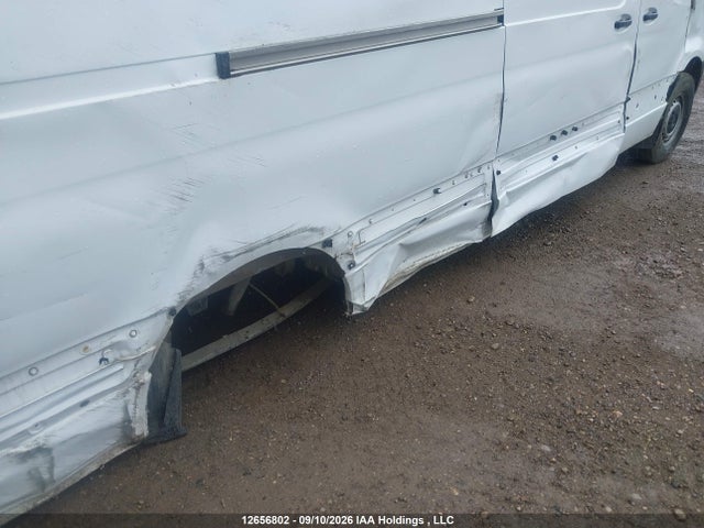 W1Y4KCHY8SP825815 Mercedes-Benz Sprinter 2500 High Roof 4-cyl Diesel