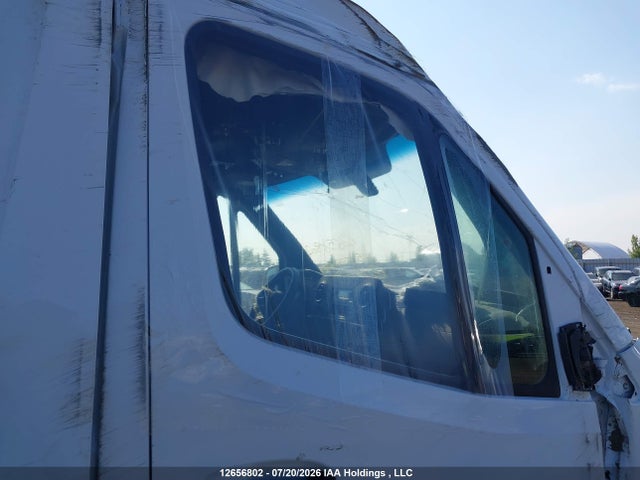 W1Y4KCHY8SP825815 Mercedes-Benz Sprinter 2500 High Roof 4-cyl Diesel