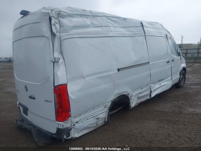 W1Y4KCHY8SP825815 Mercedes-Benz Sprinter 2500 High Roof 4-cyl Diesel