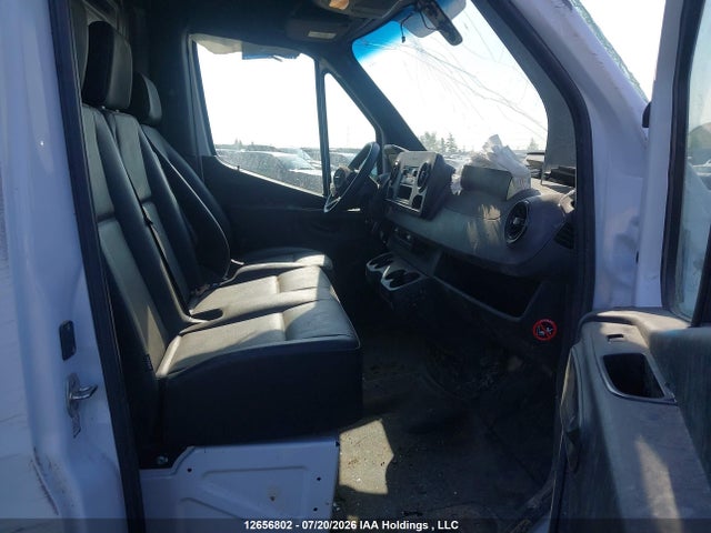 W1Y4KCHY8SP825815 Mercedes-Benz Sprinter 2500 High Roof 4-cyl Diesel