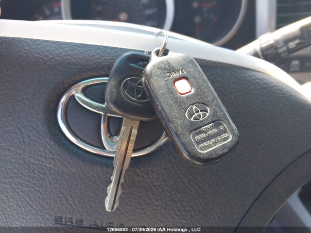 Aukcja sprzedaży 2006 Toyota 4runner Sr5 V8, vin: JTEBT14R968030800, numer aukcji: 12656803