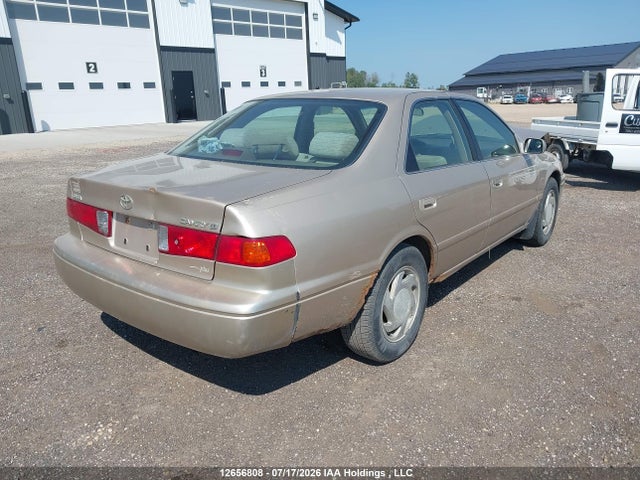 12656808 :رقم المزاد ، JT2BG22K110592663 vin ، 2001 Toyota Camry Ce/le مزاد بيع