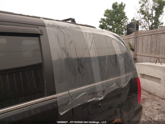 2014 Chrysler Town & Country Touring მანქანა იყიდება აუქციონზე, vin: 2C4RC1BG1ER117081, აუქციონის ნომერი: 12656827