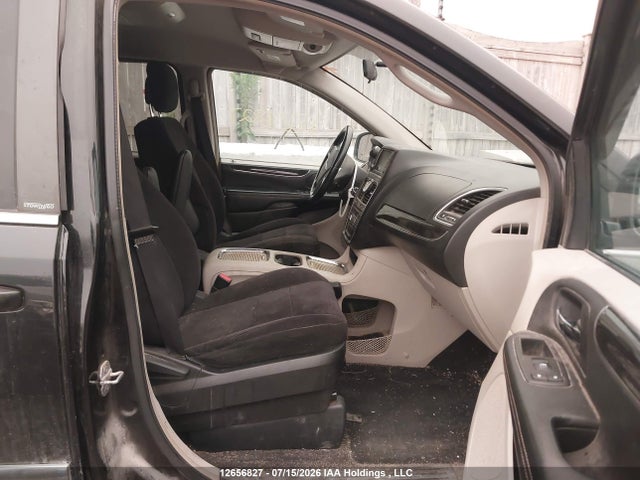 2014 Chrysler Town & Country Touring მანქანა იყიდება აუქციონზე, vin: 2C4RC1BG1ER117081, აუქციონის ნომერი: 12656827